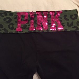 Victoria's Secret cropped leggings