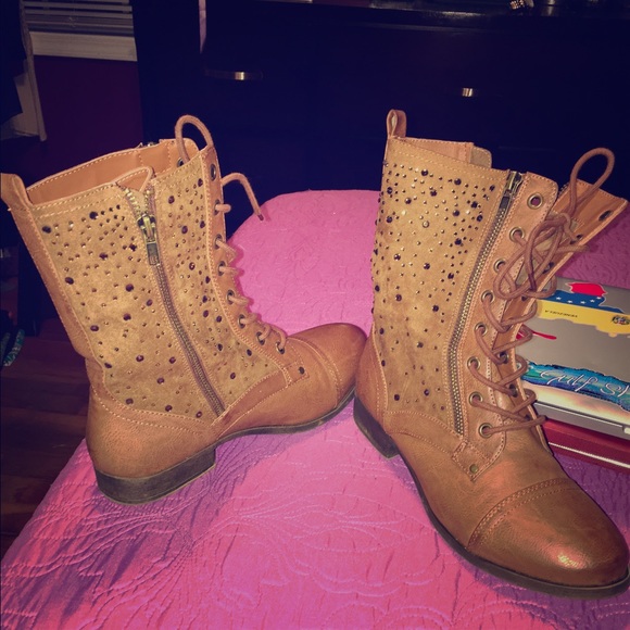 Brown ankle boots