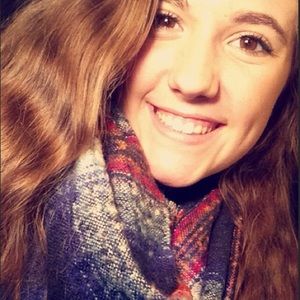 Meet your Posher, Alex