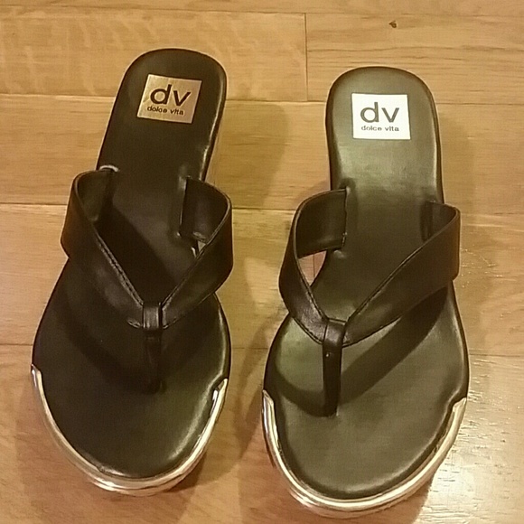 Wedge flip flops