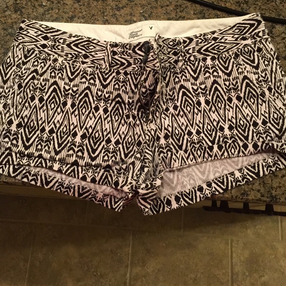 American eagle short shorts