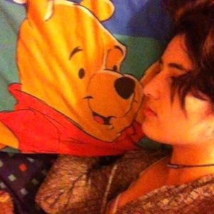 Meet your Posher, Zena