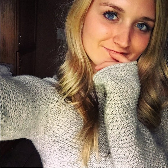 Meet your Posher, Madalyn