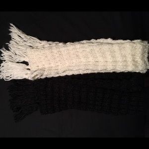 Old Navy knit scarf bundle