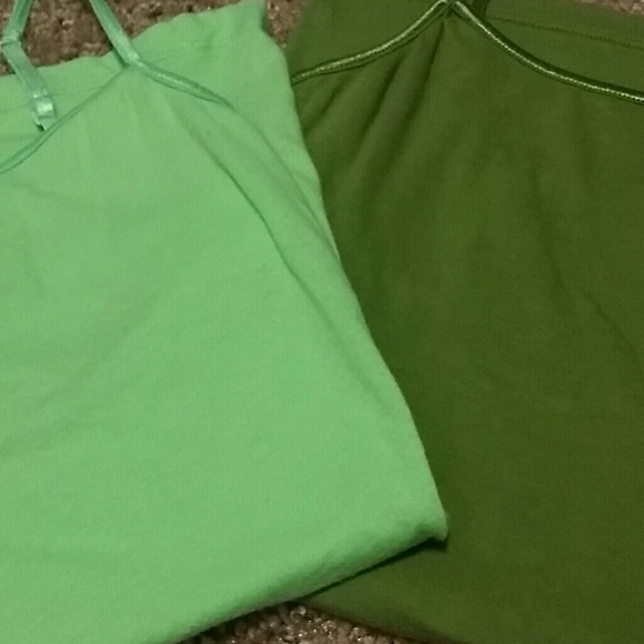 2 aeropostale tanks - Picture 2 of 2