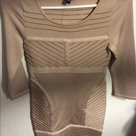 Mini Bondage dress long sleeve pale pink