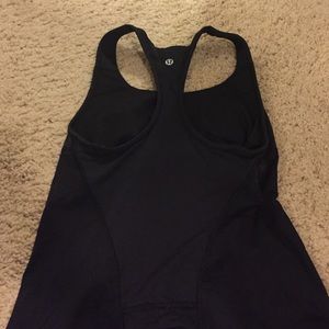 Lululemon top