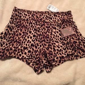 Leopard dressy shorts