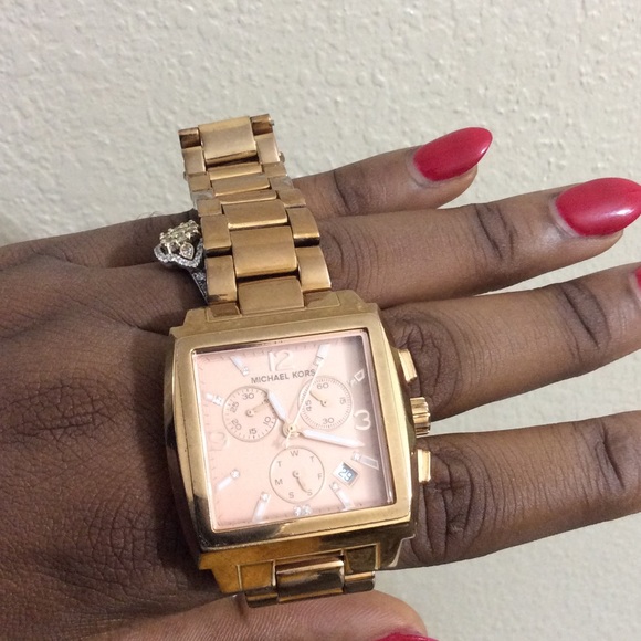 🍁Black Friday Sale🍁 Michael Kors rose gold watch