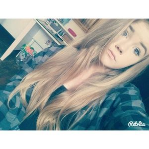 Meet your Posher, Ella