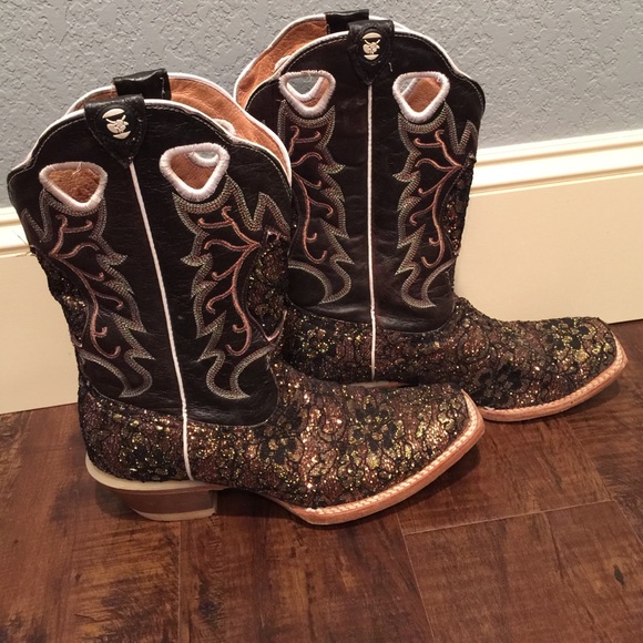 The cutest cowboy boots!