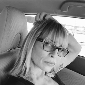 Meet your Posher, Lesley