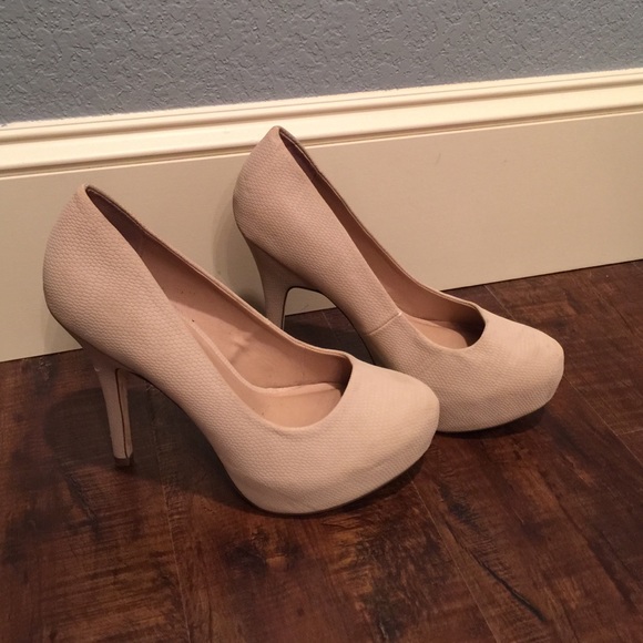 Tan heels