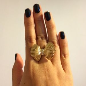 Lilly pulitzer gold seashell ring