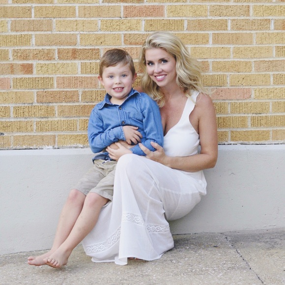 Meet your Posher, Mindi - Picture 3 of 3