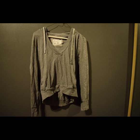 Gray Cropped Hooded Shirt