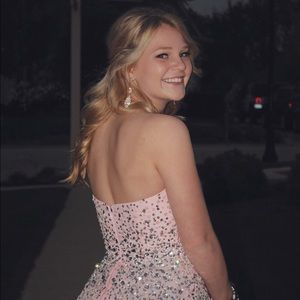 Meet your Posher, Allison