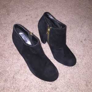 Steve Madden "Panelope" Bootie