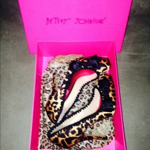 Betsey Johnson pumps