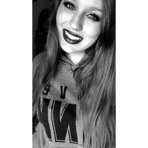 Meet your Posher, Ashlee