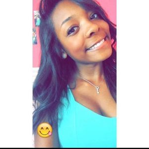 Meet your Posher, Alisha