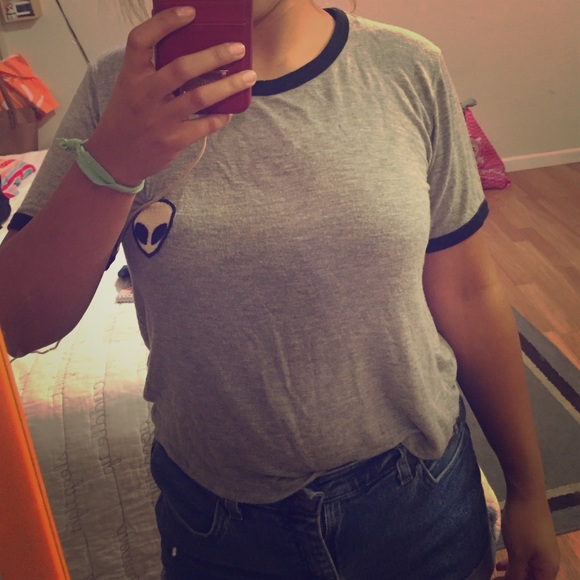 Brandy Melville Tops - Brandy Melville alien top