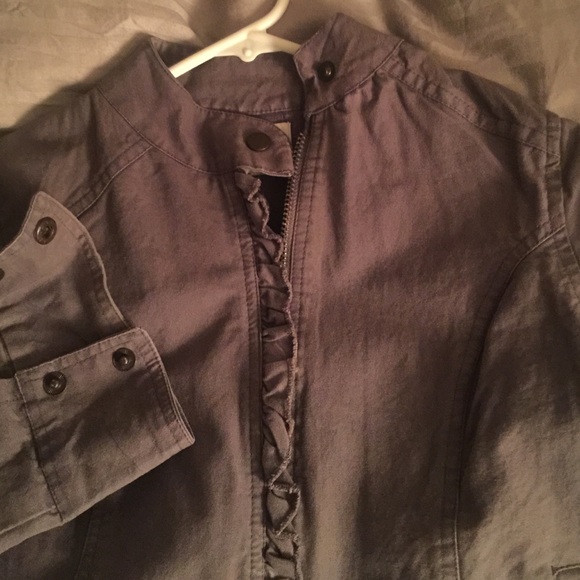 Gray jacket - Picture 3 of 4