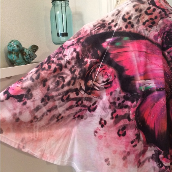 Butterfly Batwing Top - Picture 3 of 4