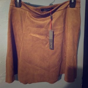 mini brown skirt- new sise 29 midium- gamuza