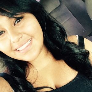 Meet your Posher, Lizbeth
