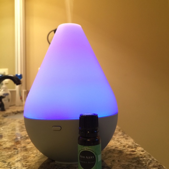 Young Living Dewdrop Diffuser