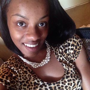 Meet your Posher, Mia