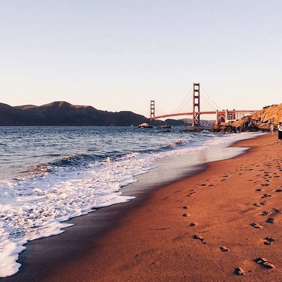 MEET YOUR POSHER☺️💕📷 - Picture 4 of 4