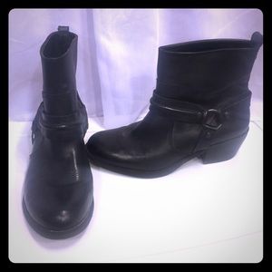 Antonio Melani Black Leather Ankle Boots