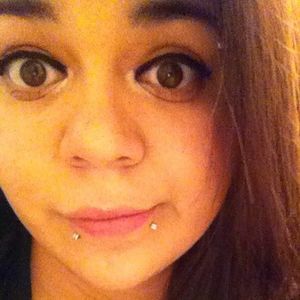 Meet your Posher, Elena
