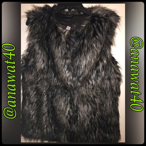 🆕 Faux Fur Vest Size Small - Picture 3 of 4