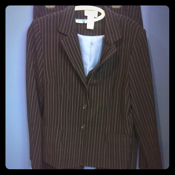Pants suit