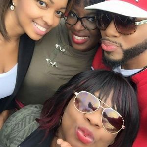 Meet your Posher, Holiday