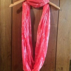 American Eagle Infinity Scarf