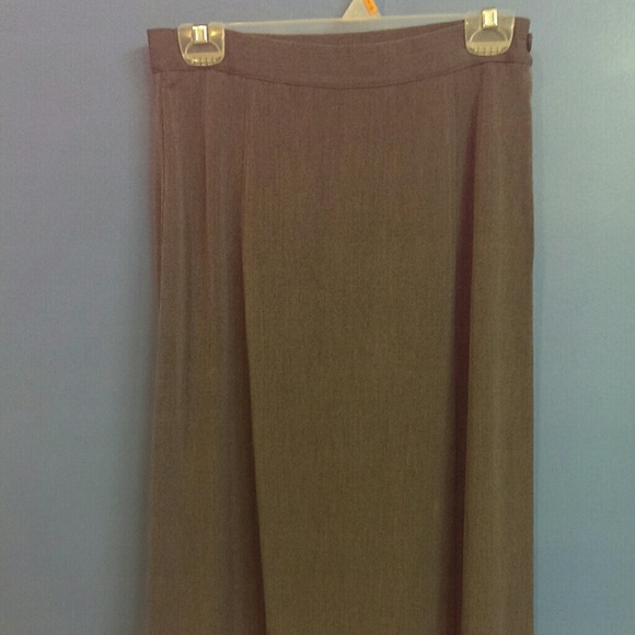 A-line long skirt.