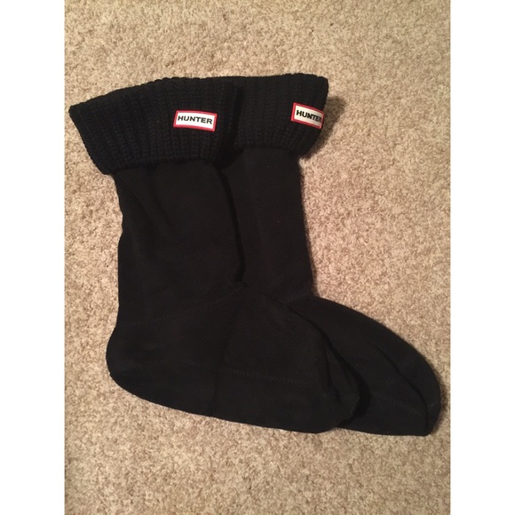 • hunter boot socks: women in black •