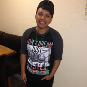 Meet your Posher, Marissa