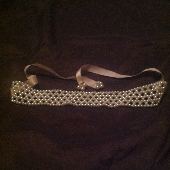 Pearl Choker