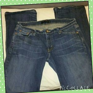 Levi's 524 Too Super Low