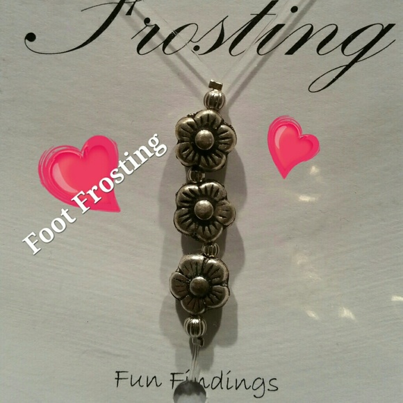 Foot Frosting - Picture 1 of 3