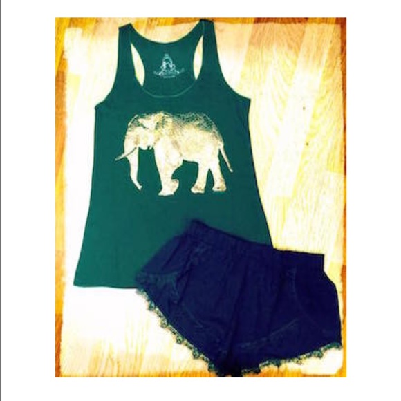 Little Black Shorts with Fringe ❤️ - Picture 2 of 3