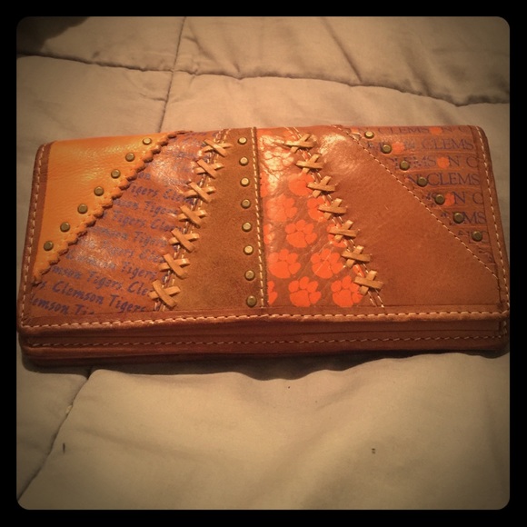 Fossil wallet