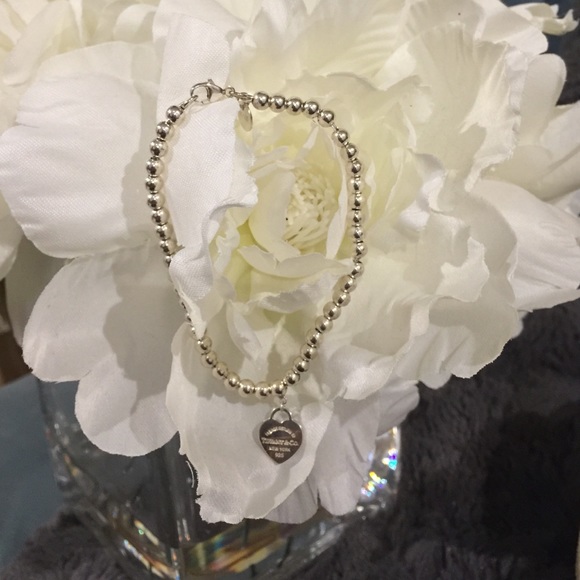 TIFFANY & CO | Tiffany blue heart bracelet