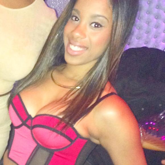 Meet your Posher, Liz