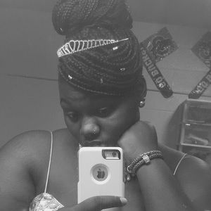 Meet your Posher, Brittany